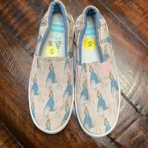 TOMS Disney Cinderella sneakers